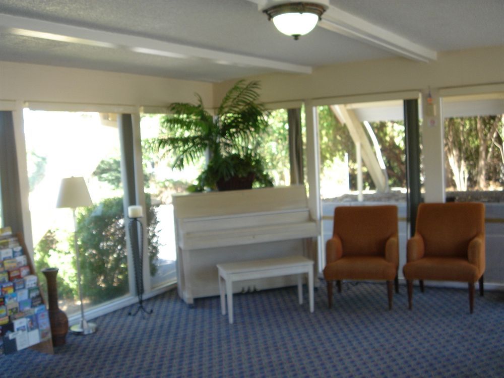 Econo Lodge Red Bluff